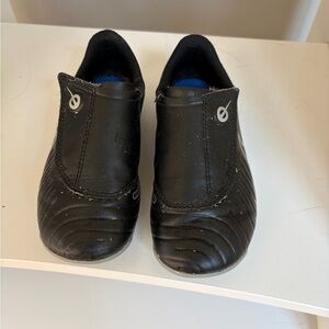 Nike Kids Black Velcro cleats